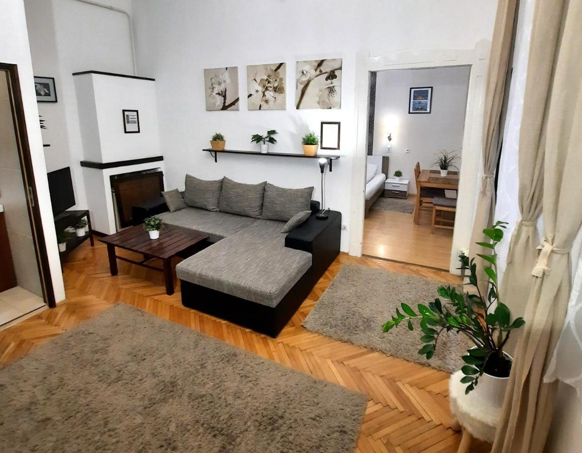 Central Gold Apartment Budapeszt Zewnętrze zdjęcie