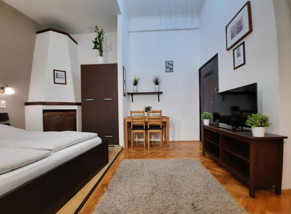 Central Gold Apartment Budapeszt Zewnętrze zdjęcie